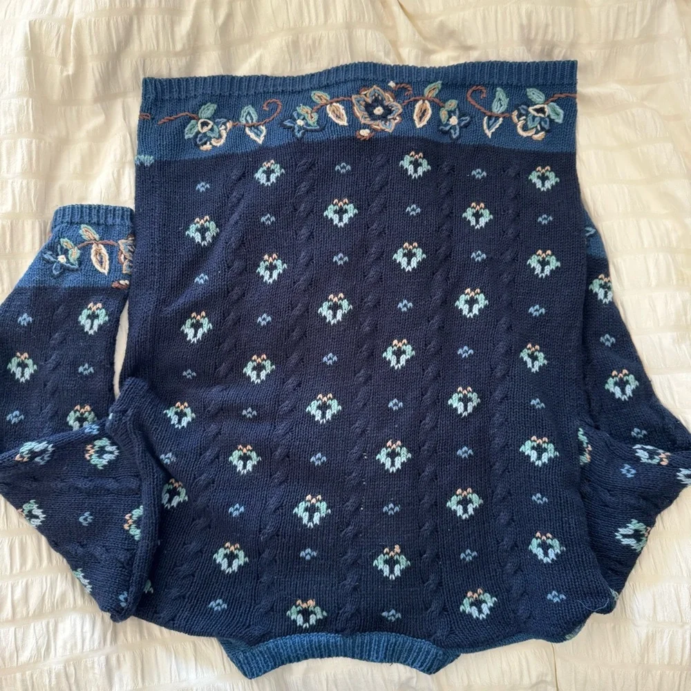 Embroidered natural fiber Floral Knit grandma sweater Cardigan - Picture 5 of 7